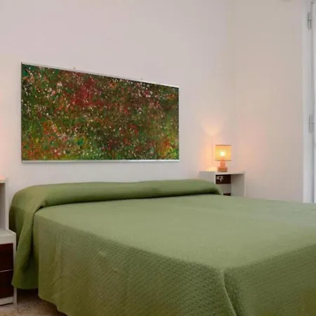 Apartament Perlamarina 12 *